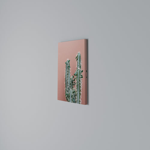 LORD CACTUS Cuadro en lienzo vertical