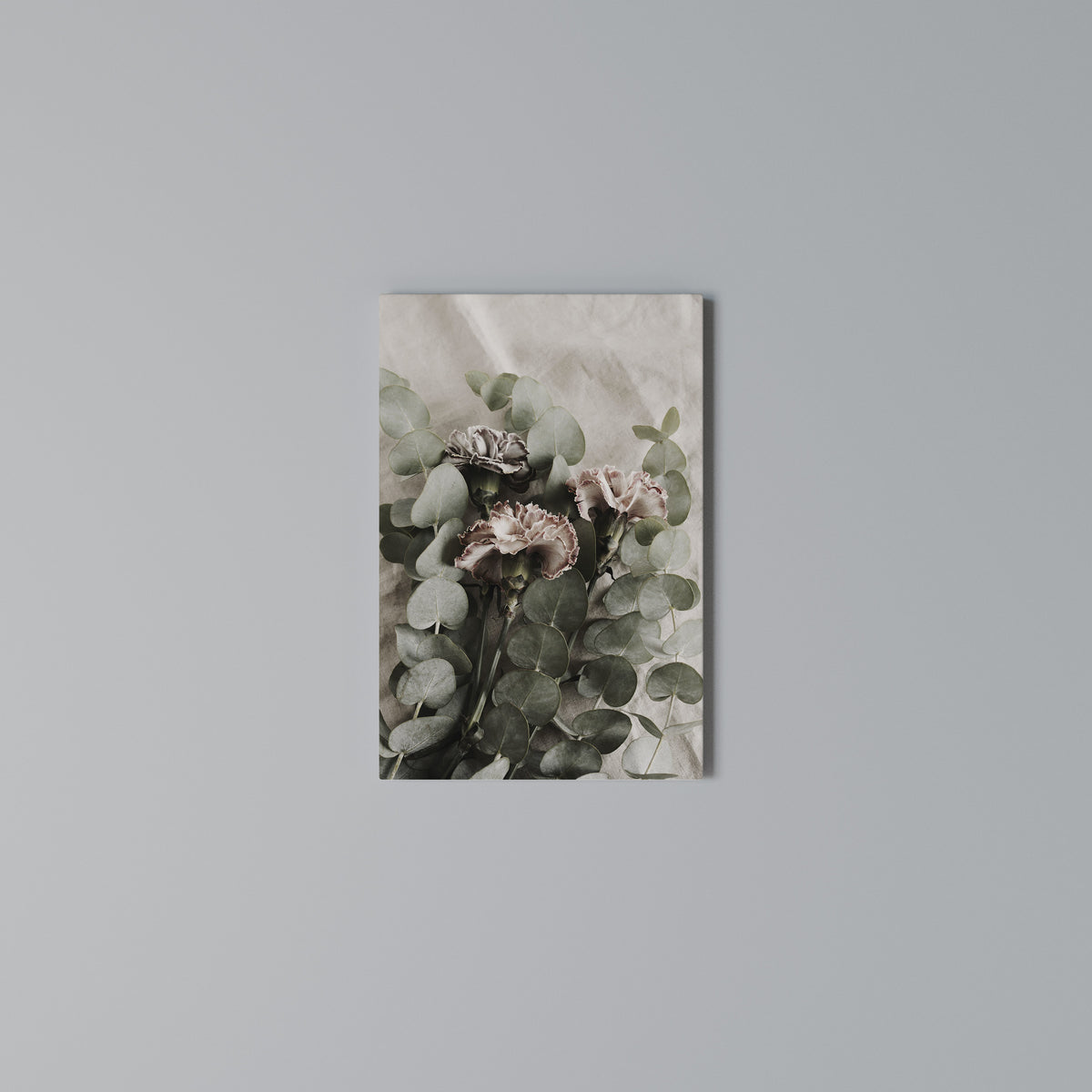 LINEN CLOVES Cuadro en lienzo vertical