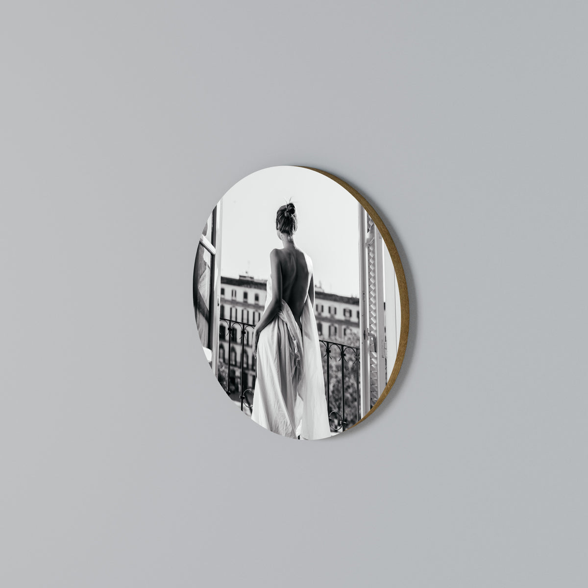 DRESS OF DREAMS Round Wall Art