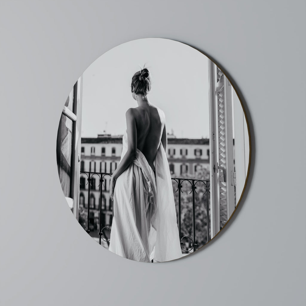 DRESS OF DREAMS Round Wall Art