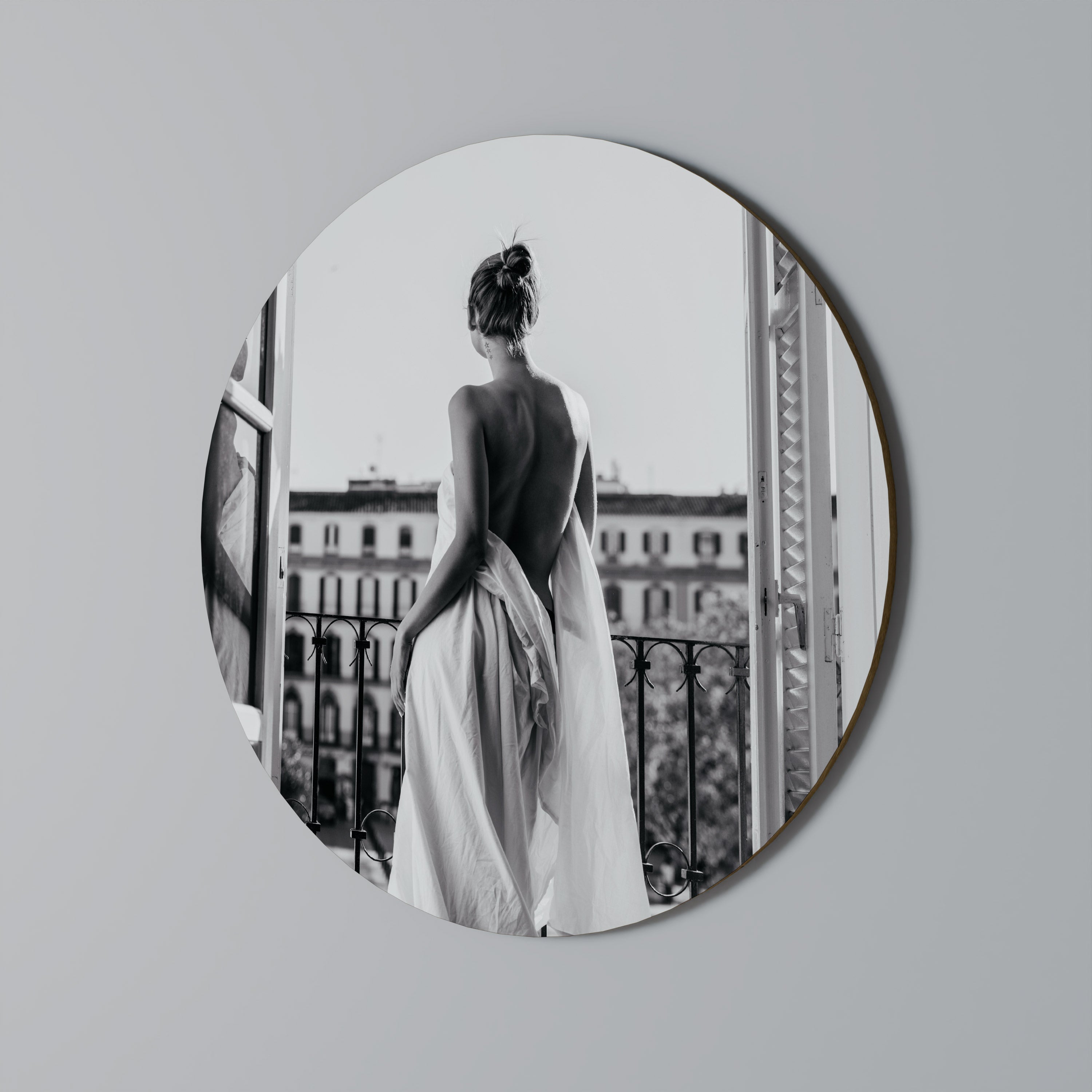 DRESS OF DREAMS Round Wall Art