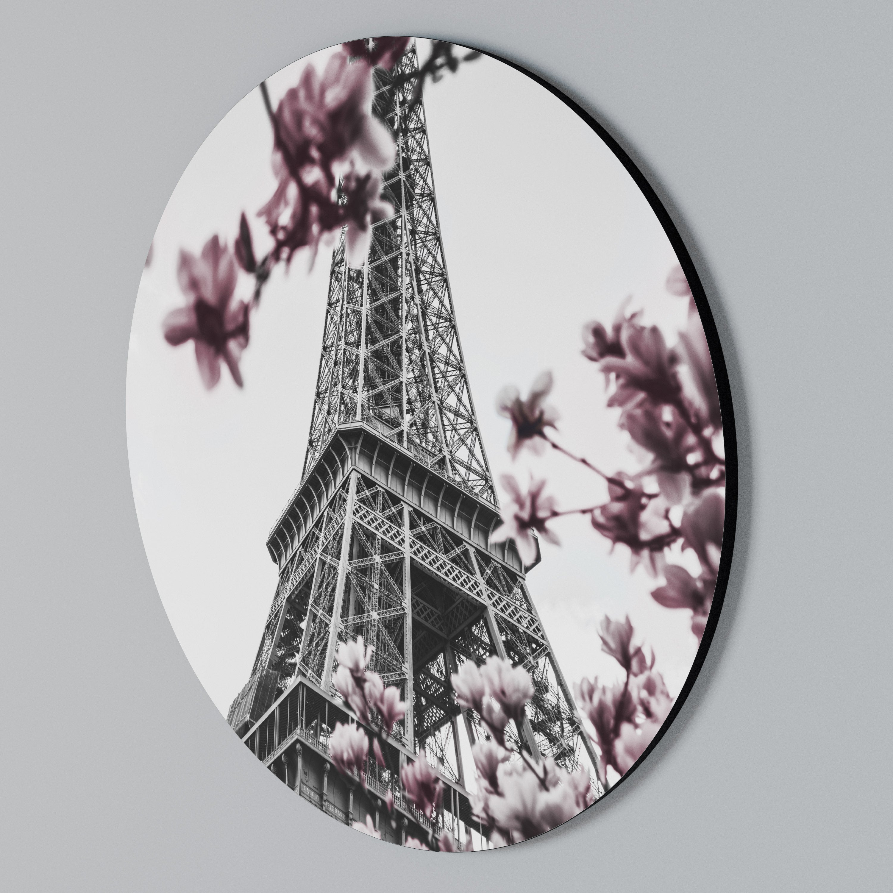 EIFFEL IN BLOOM Round Wall Art