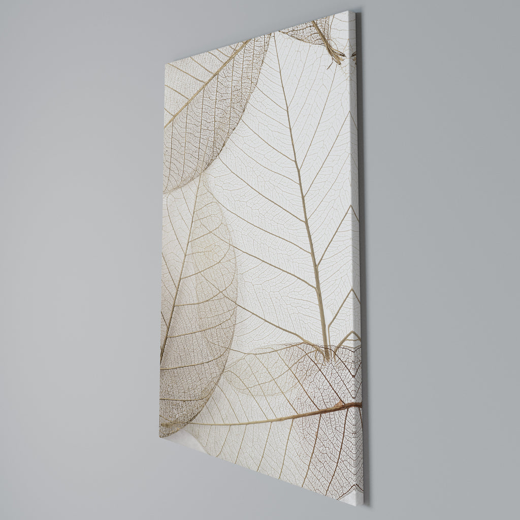 ETHEREAL VEINED GRACE Cuadro en lienzo vertical