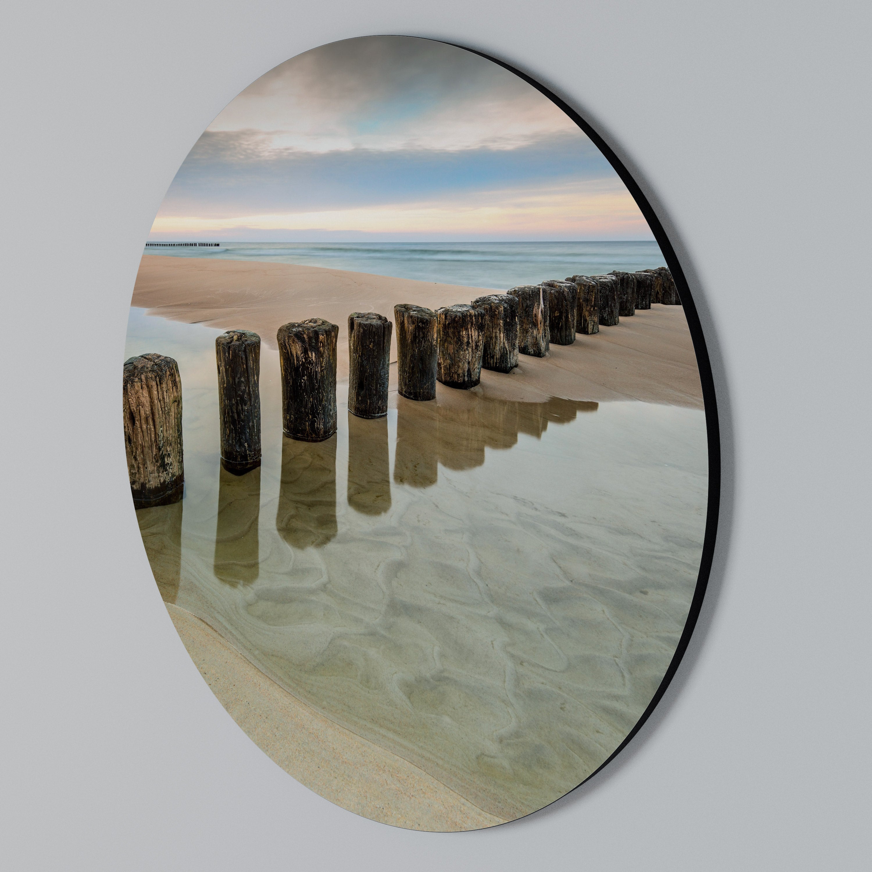 TIDAL SYMMETRY Round Wall Art