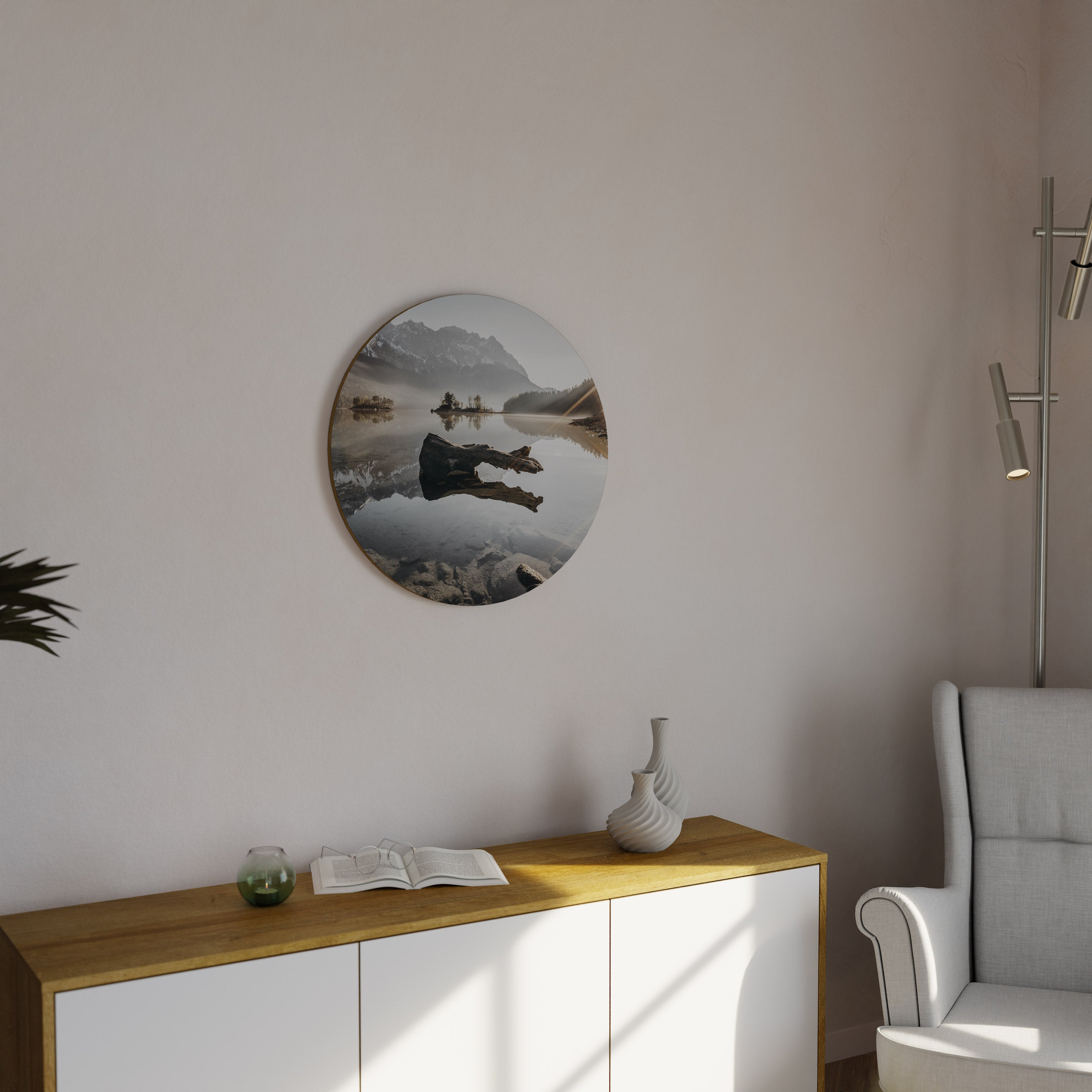 SILENT WATERSCAPE Round Wall Art
