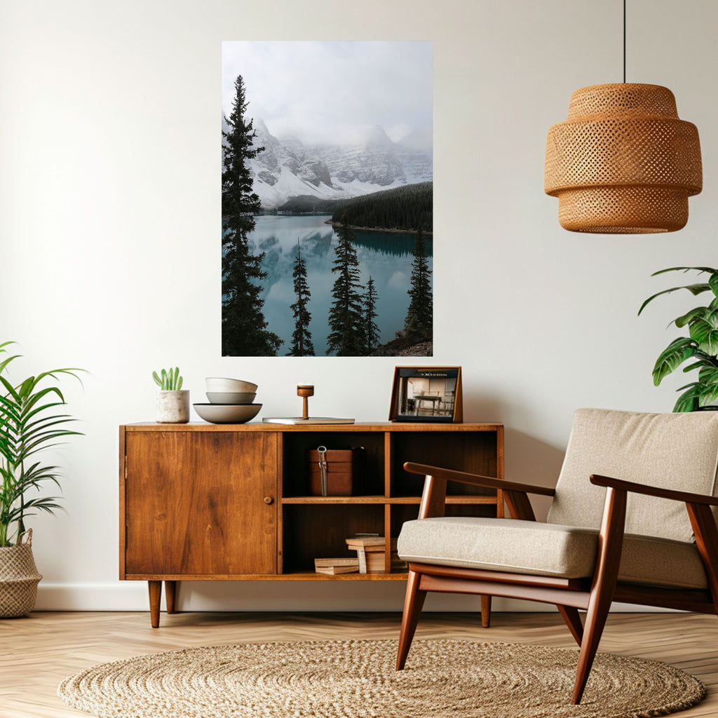 Póster vertical autoadhesivo Misty Forest Booundaries