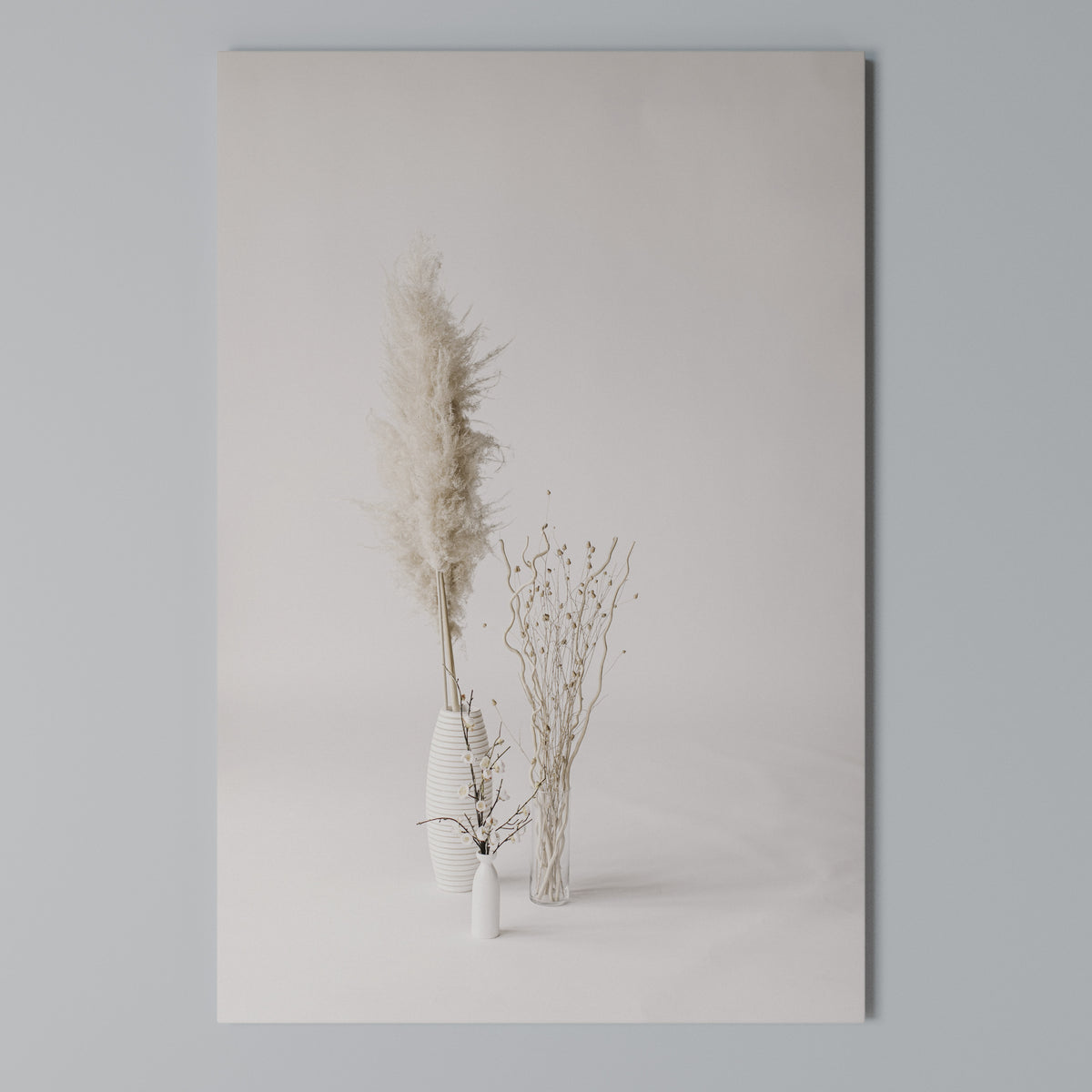 WHISPERING VASES Cuadro en lienzo vertical