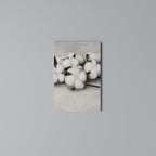 COTTON CLOUDS WHISPERS Cuadro en lienzo vertical