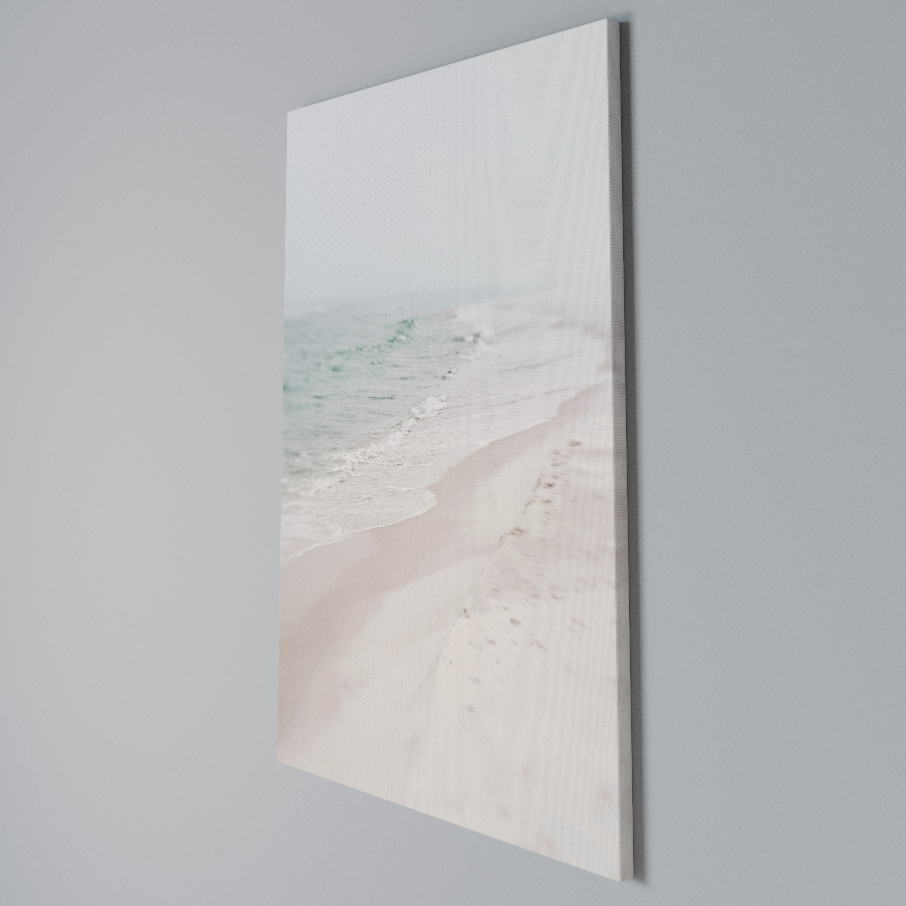 MISTY SHORELINE BLISS Cuadro en lienzo vertical
