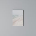 MISTY SHORELINE BLISS Cuadro en lienzo vertical