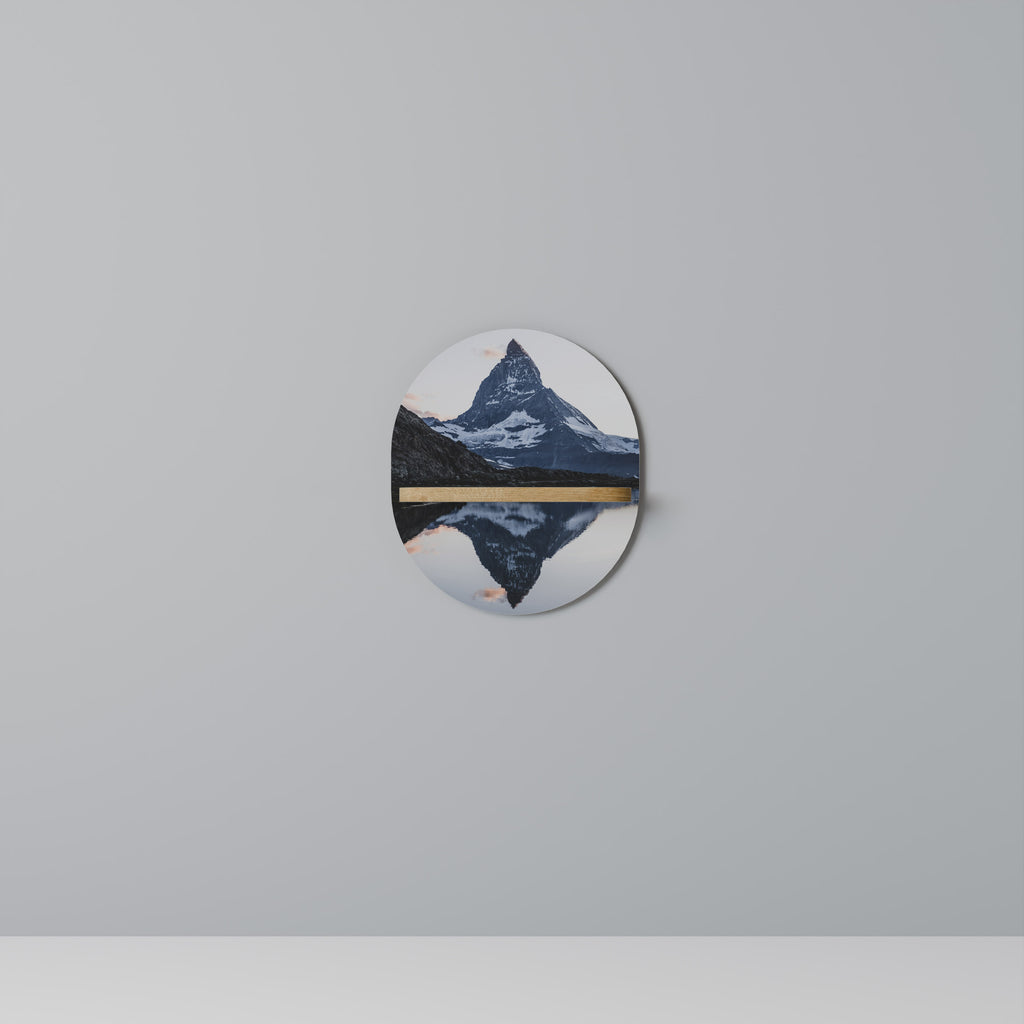 Estantería de arte ovalada MEMORIA DEL MATTERHORN con efecto roble