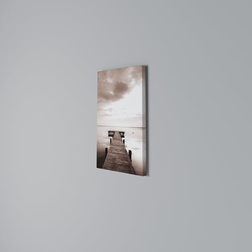 ECHOES OF STILLNESS Cuadro en lienzo vertical