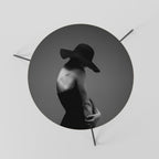 SILHOUETTE OF MYSTERY Mesa de Centro Ø60