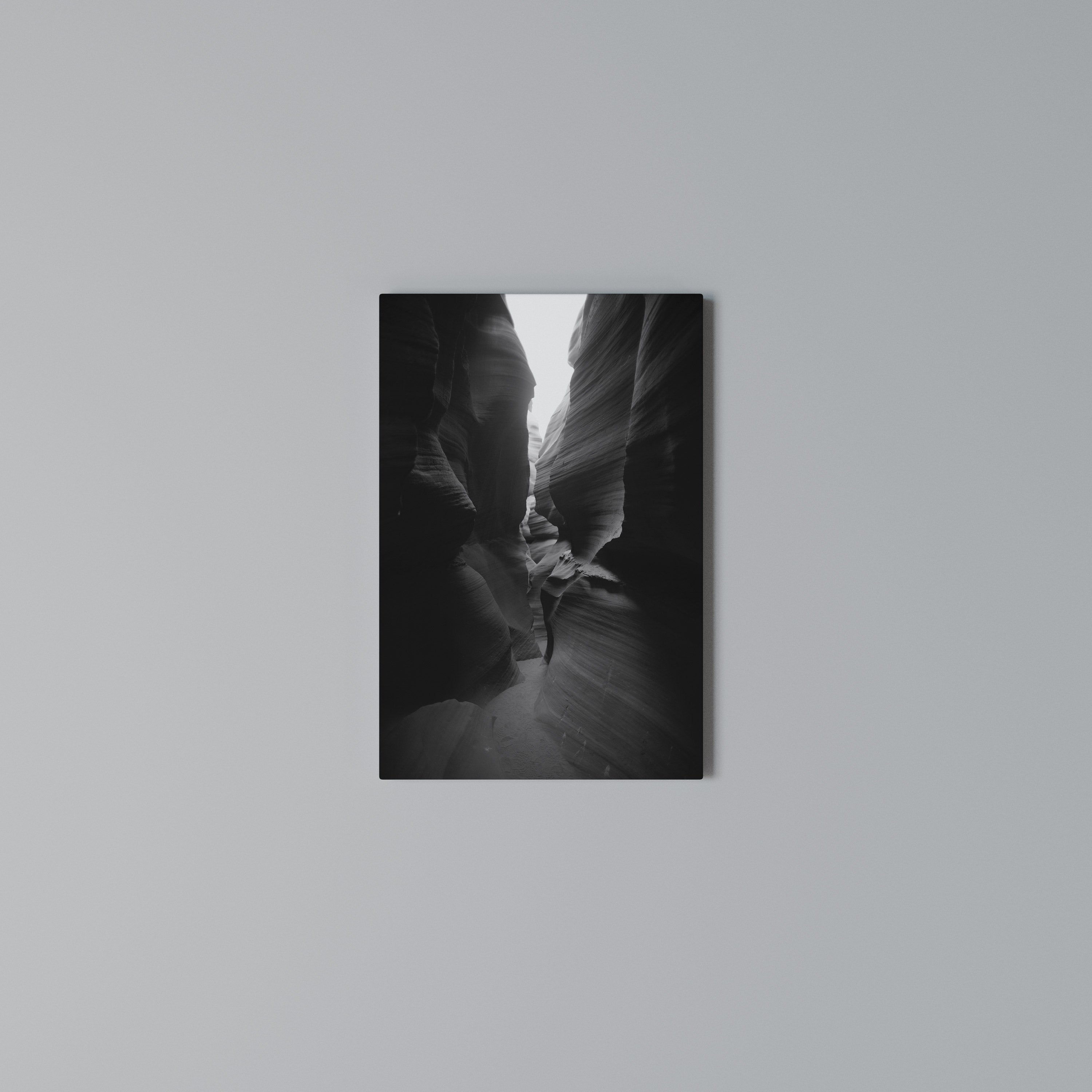 TIME'S WHISPERING CANYON Cuadro en lienzo vertical
