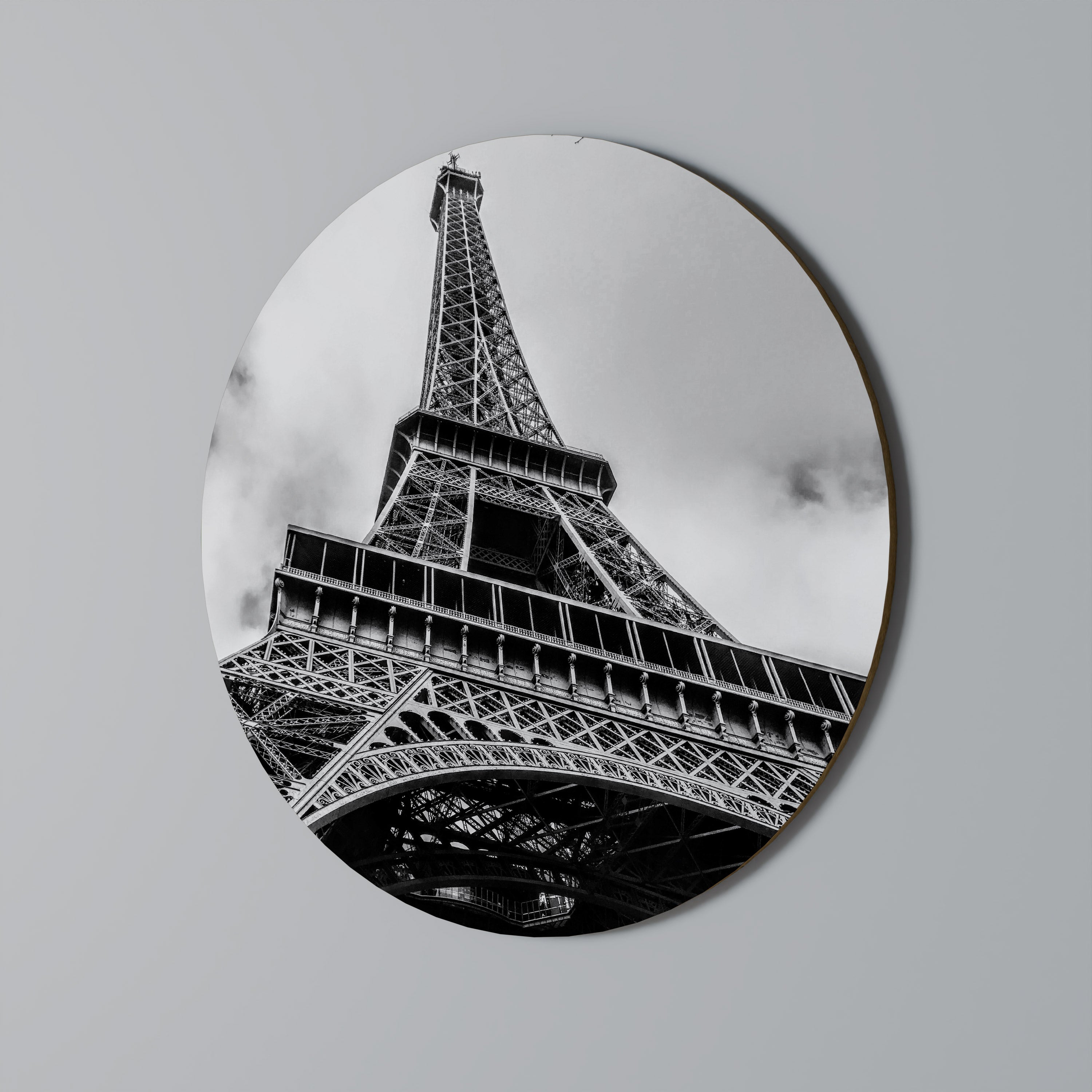 MONOCHROME PARISIAN ICON Round Wall Art