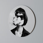 SMOKY BELLE Round Wall Art