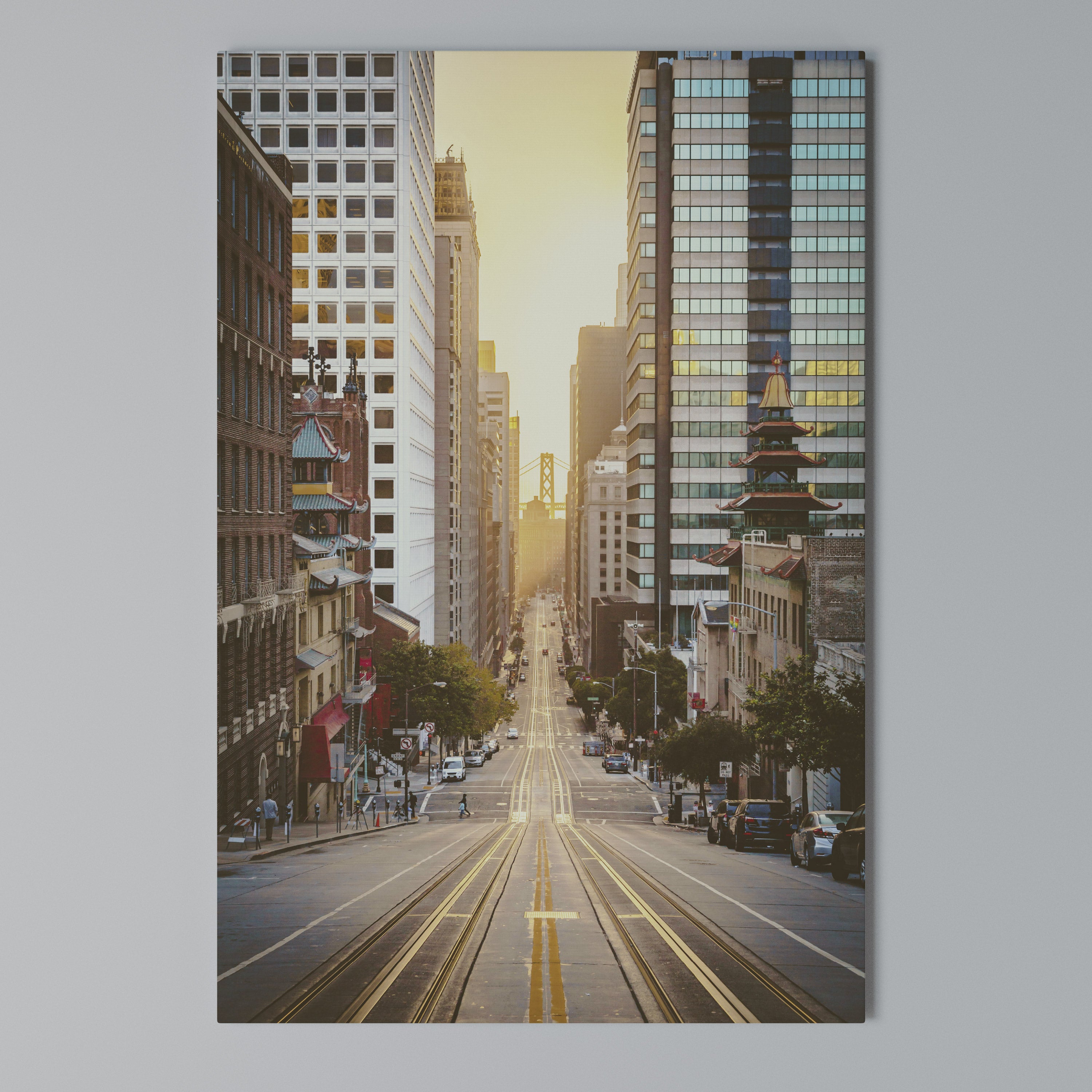 SUNSET CITYSCAPE SYMPHONY Cuadro en lienzo vertical