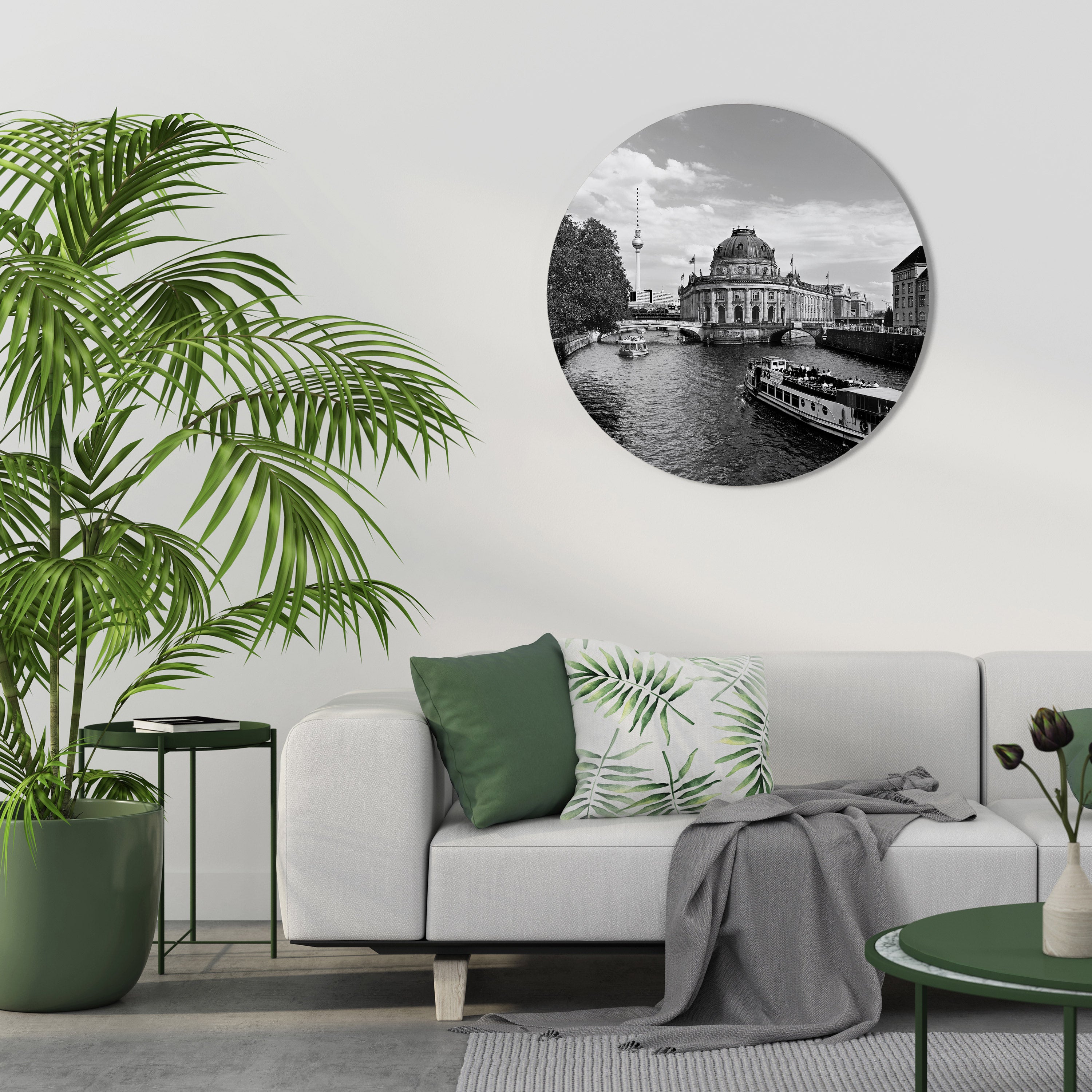 GHOSTS OF HISTORY Round Wall Art