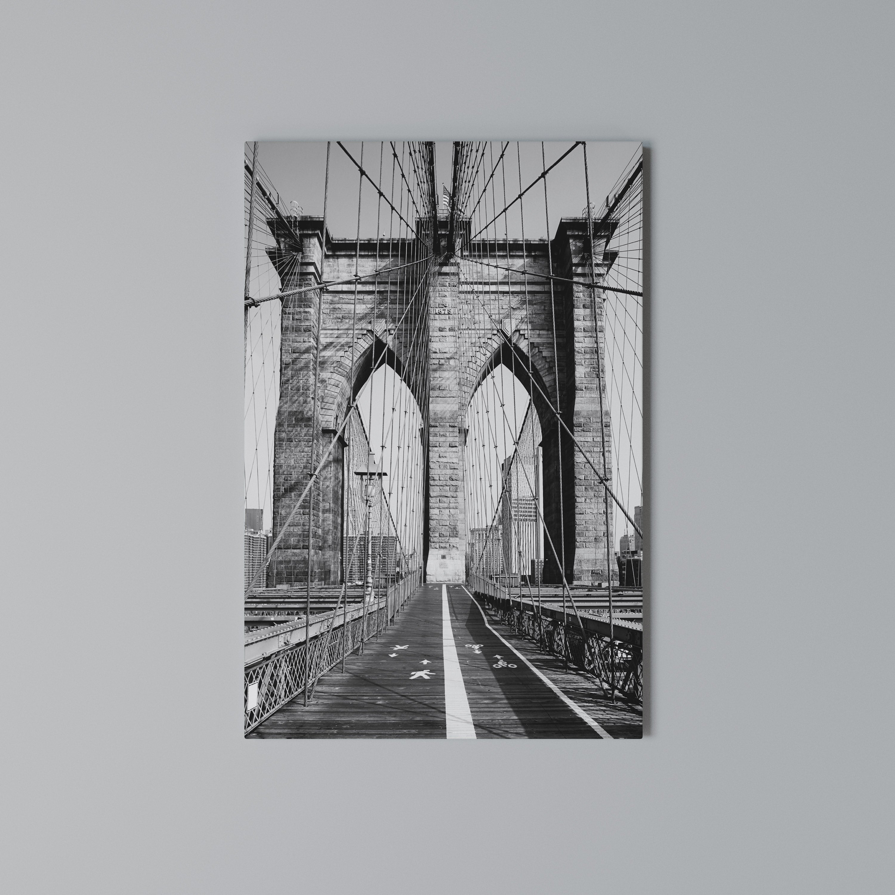 STRINGS OF HISTORY Cuadro en lienzo vertical