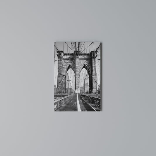 STRINGS OF HISTORY Cuadro en lienzo vertical