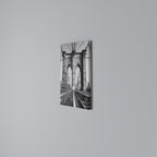 STRINGS OF HISTORY Cuadro en lienzo vertical