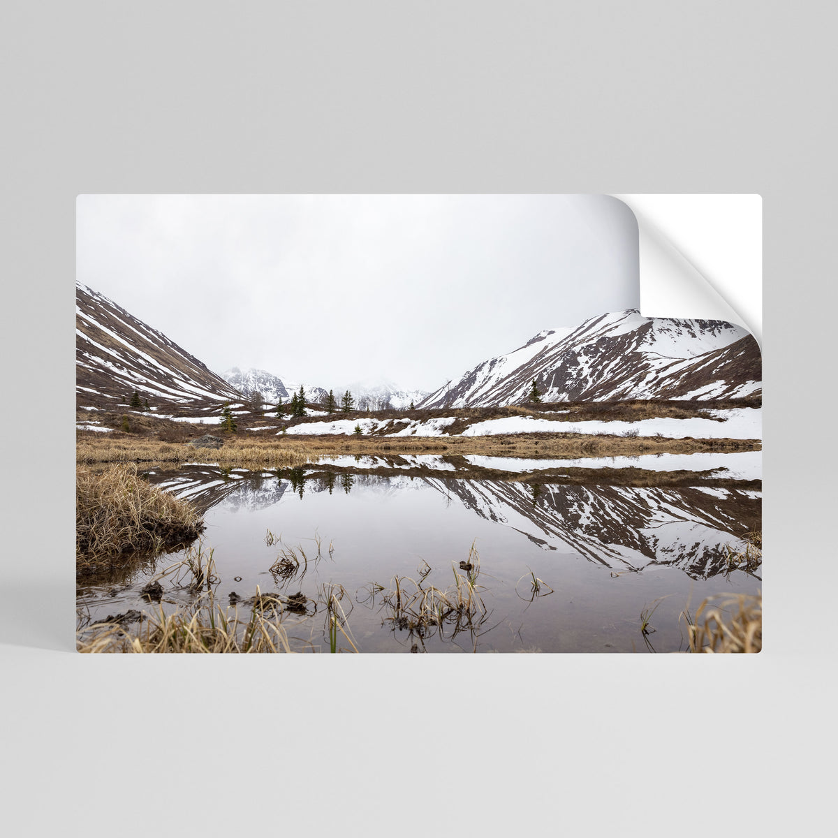 SNOW-KISSED REFLECTIONS Póster adhesivo horizontal