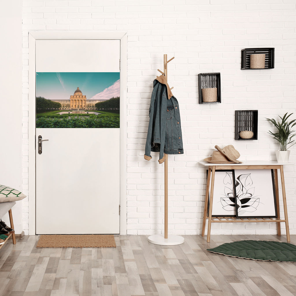 Póster horizontal autoadhesivo con vista al palacio tranquilo