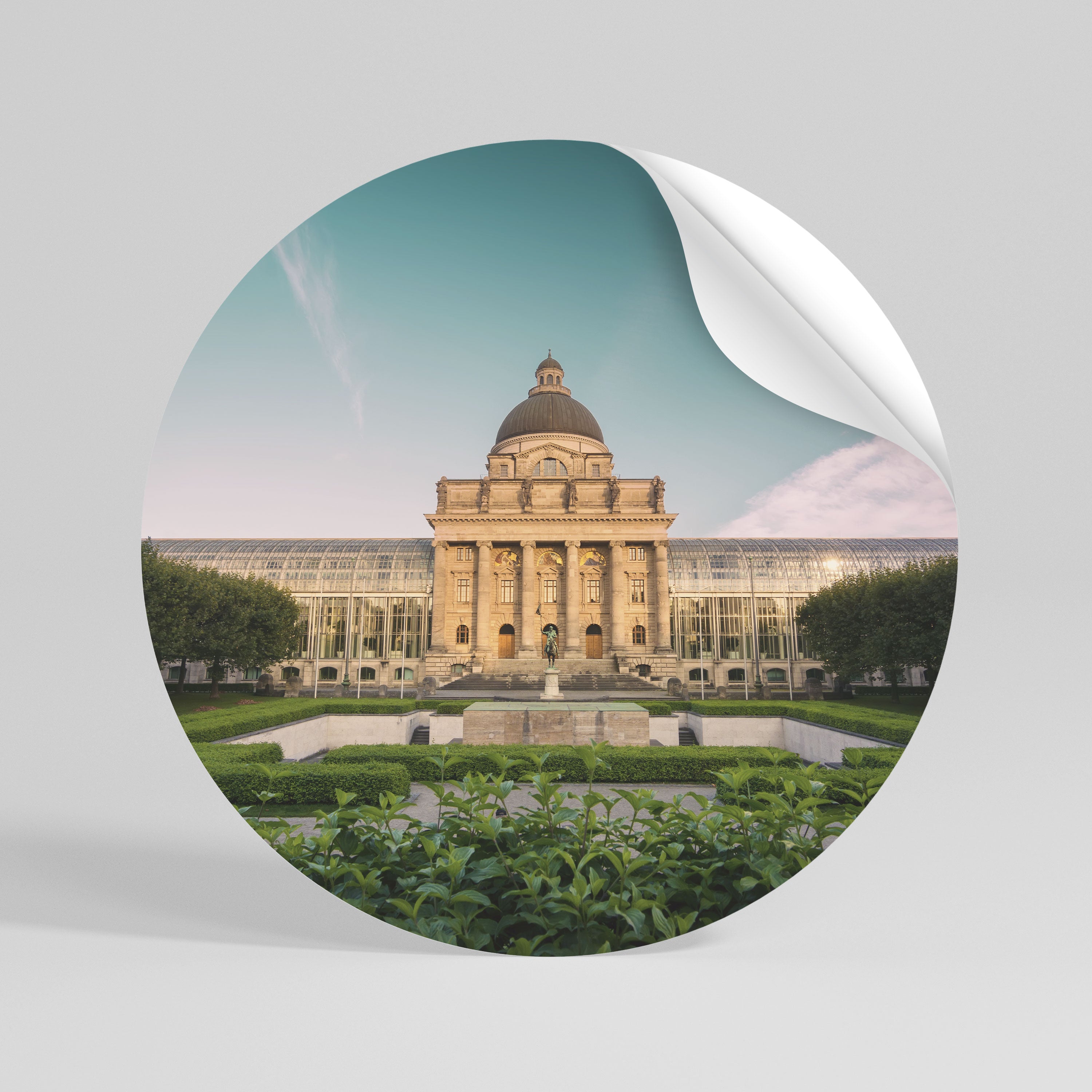TRANQUIL PALACE VIEW Peel and Stick Round Sticker