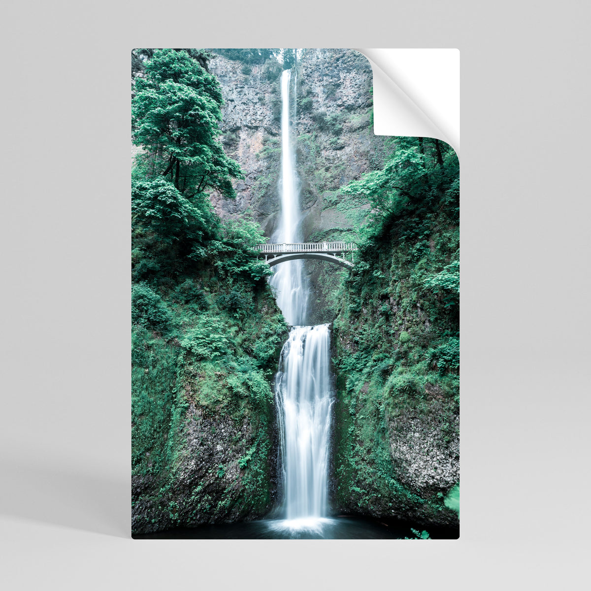MYSTICAL WATERSCAPE BRIDGE Póster adhesivo vertical