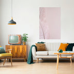 WHISPERING PINK FEATHERS Póster Vertical Adhesivo