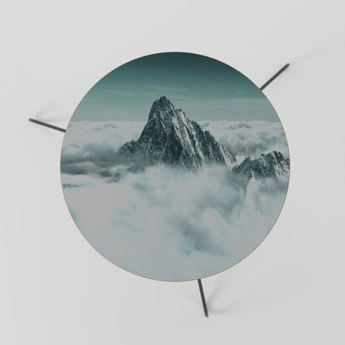 CLOUD-KISSED PEAK Mesa de Centro Ø60