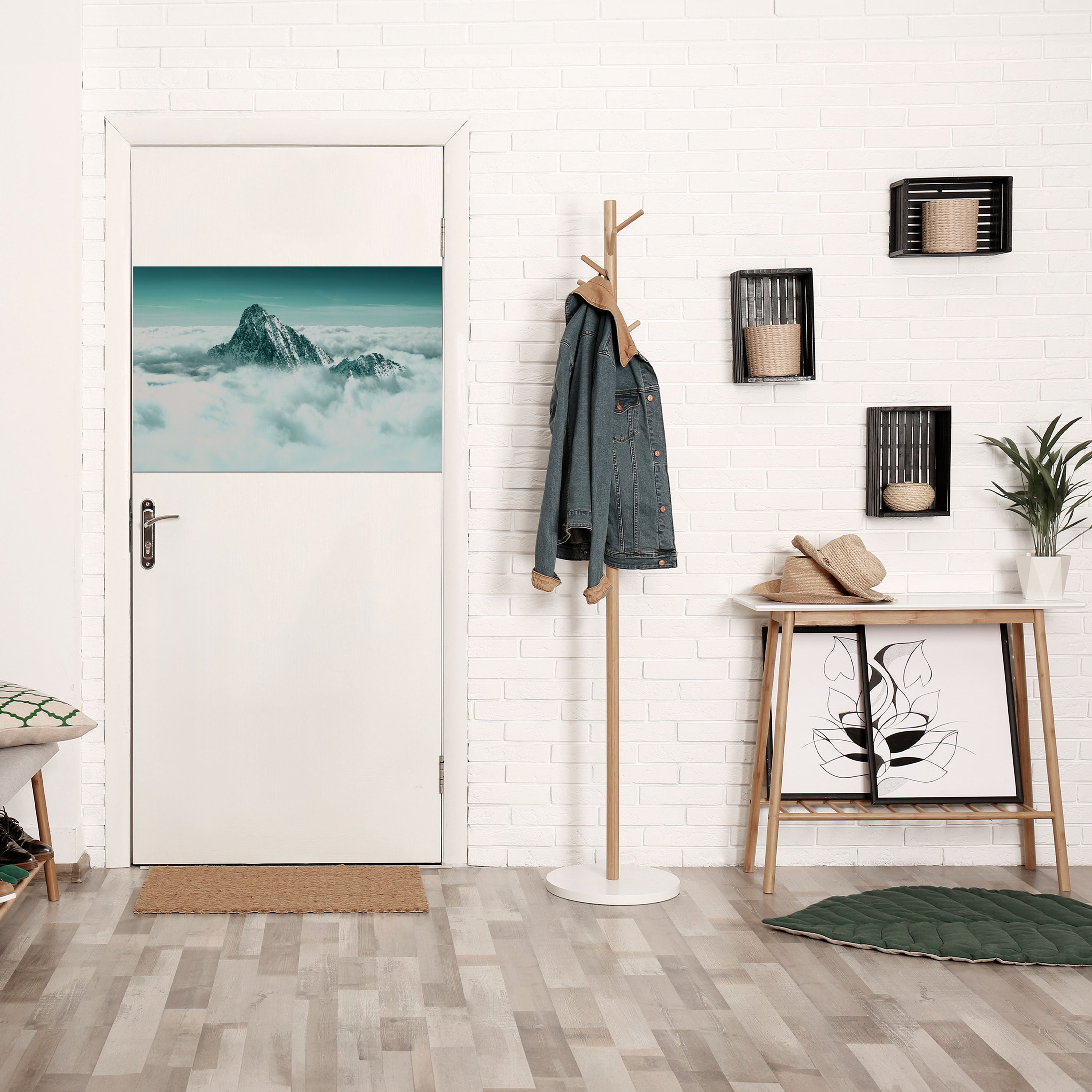 Póster horizontal autoadhesivo "CLOUD-KISSED PEAK"