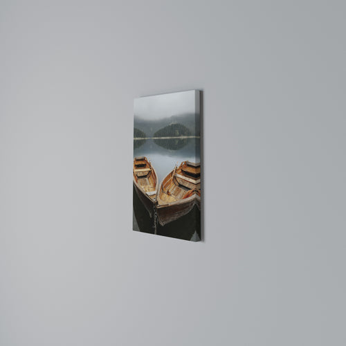HARMONY OF BOATS Cuadro en lienzo vertical