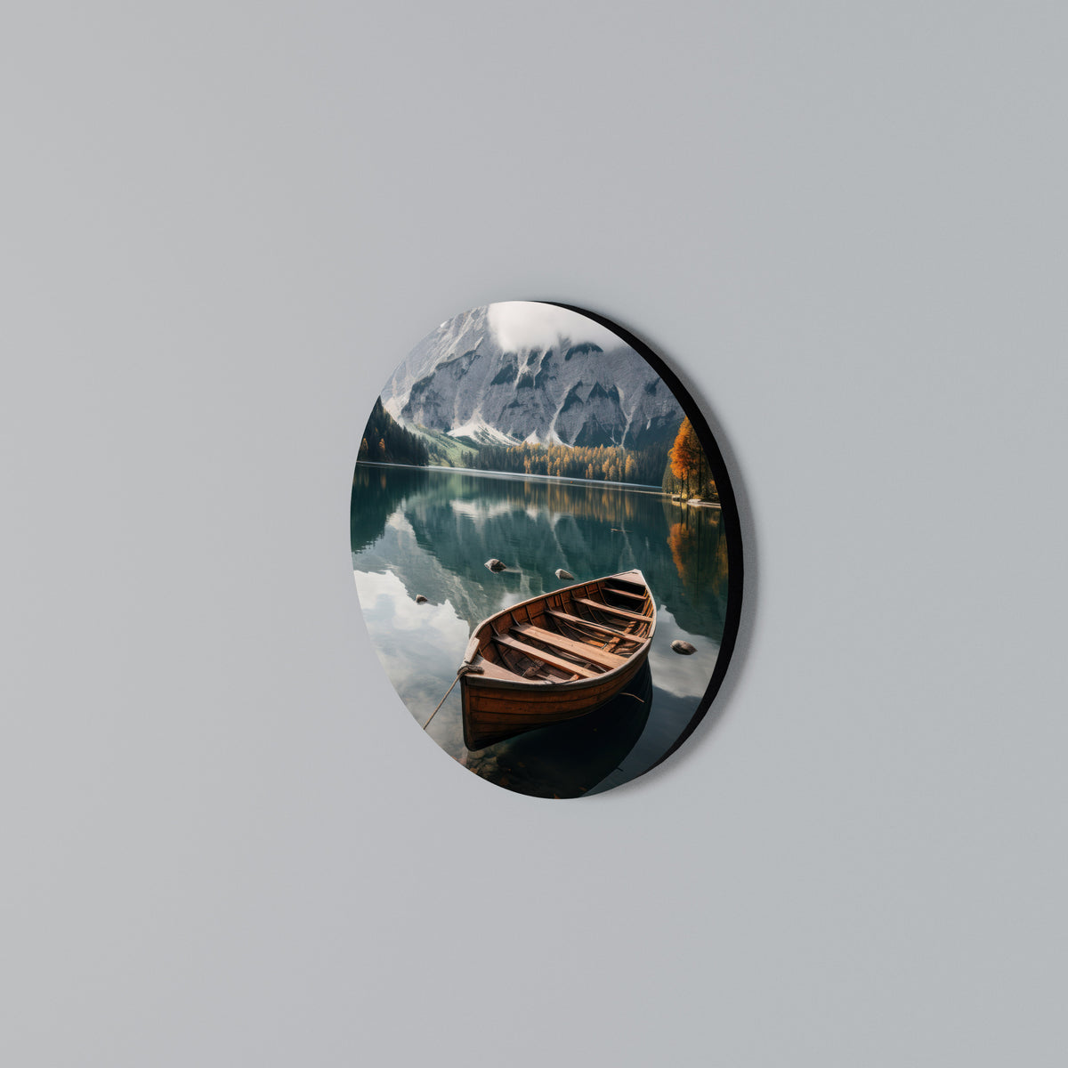 MOUNTAINSIDE REFLECTIONS Arte de pared redondo