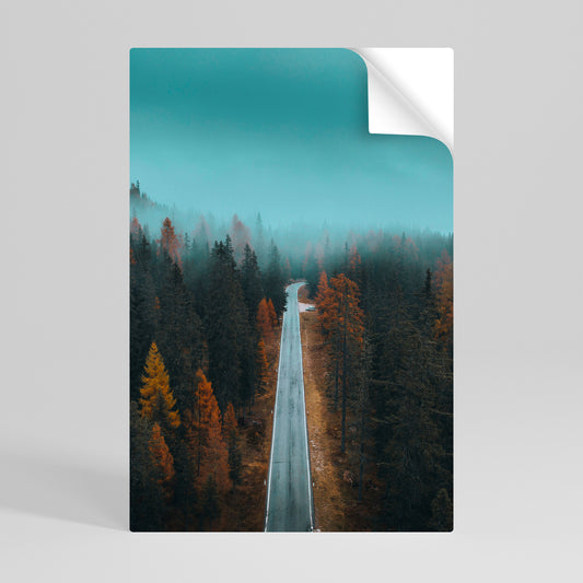 SERENE ROADWAY ESCAPE Póster adhesivo vertical
