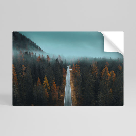 SERENE ROADWAY ESCAPE Póster adhesivo horizontal
