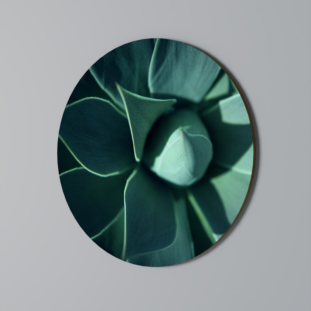 MYSTICAL GREEN WHORL Round Wall Art