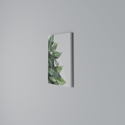 LUSH LEAFY WHIMSY Cuadro en lienzo vertical