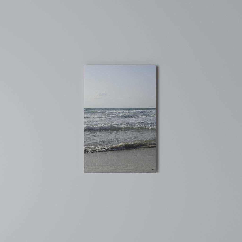 WAVES OF TRANQUILITY Cuadro en lienzo vertical