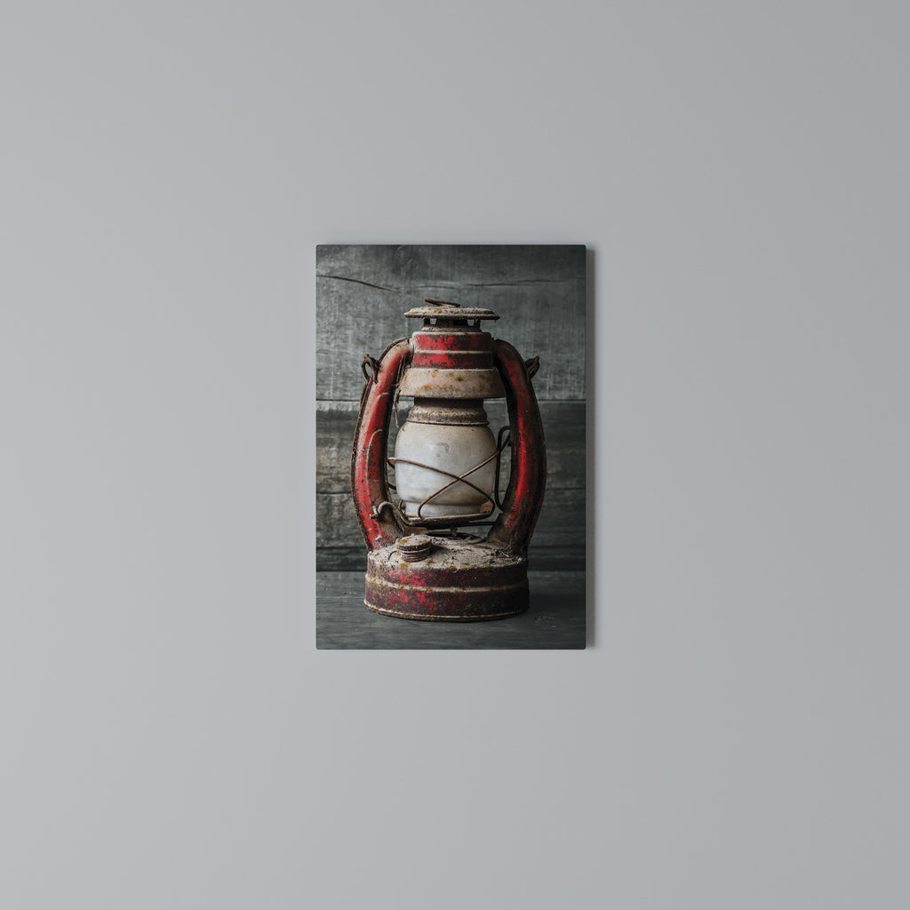 LANTERN OF MEMORIES Cuadro en lienzo vertical