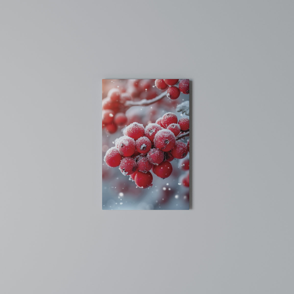 WINTER'S CRIMSON TREASURES Cuadro en lienzo vertical