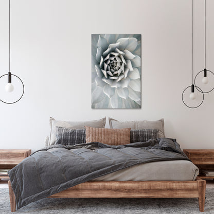 ELEGANT PETAL SWIRL Cuadro en lienzo vertical