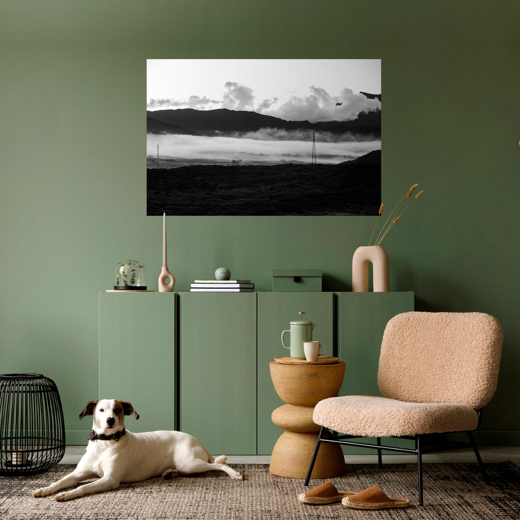 Póster horizontal autoadhesivo RESPLANDOR DE LA MONTAÑA BRUMOSA