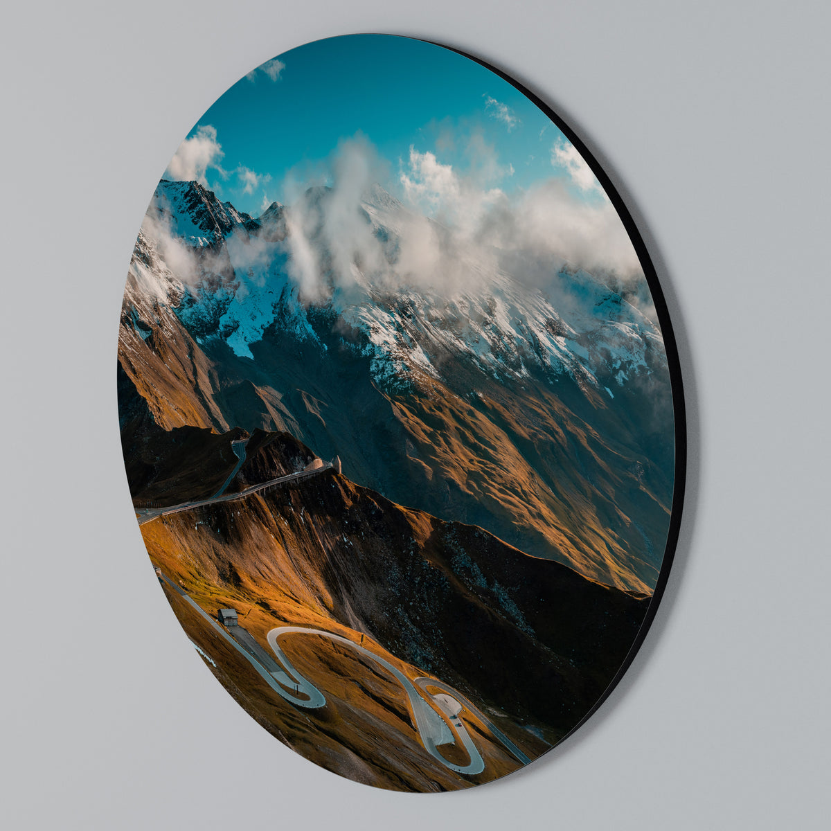 MOUNTAIN SERPENTINE Arte de pared redondo