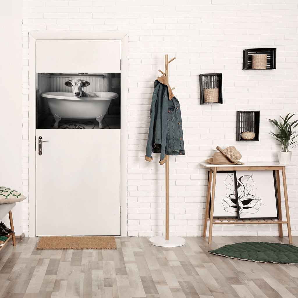 Póster horizontal autoadhesivo "VACA EN RELAJACIÓN"