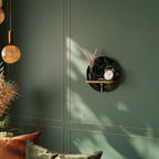 WHISPERING WOODLAND Estante Redondo Decorativo en Efecto Roble