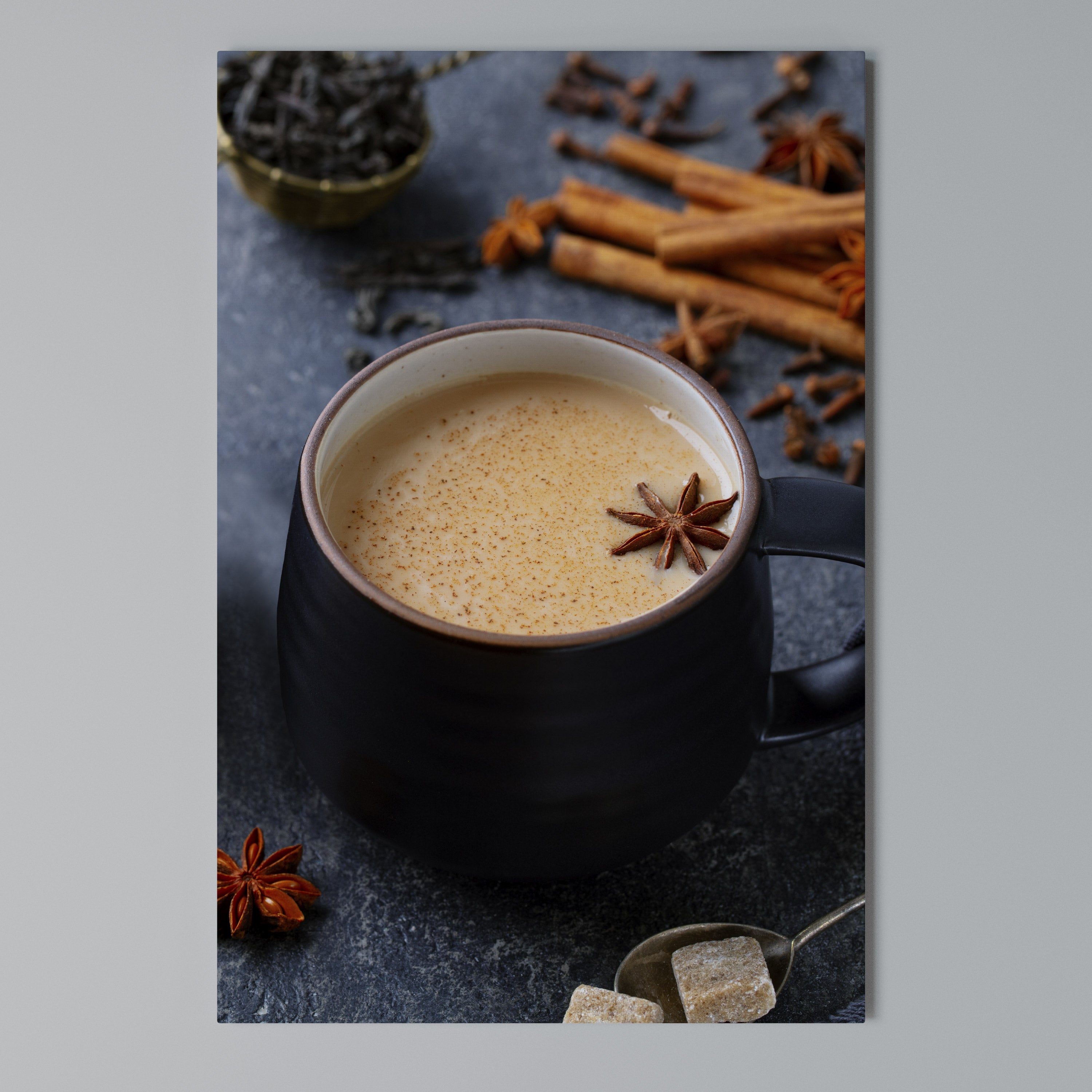 WARMTH IN A CUP Cuadro en lienzo vertical