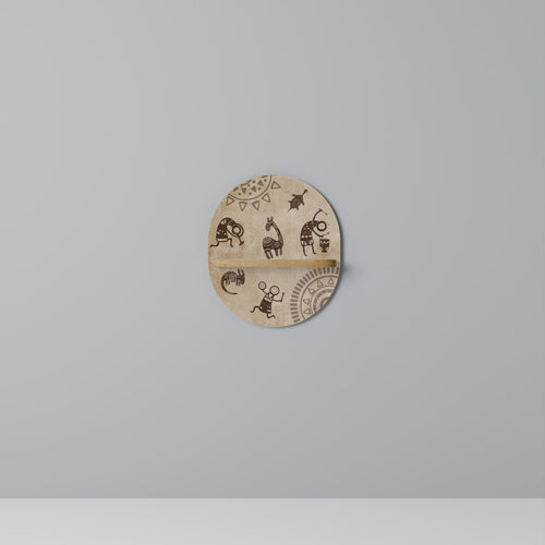 AFRICAN STYLE Oval Art Shelf In Oak Effect