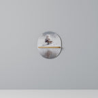 SILENT CABIN Estante Artístico