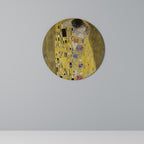 THE KISS Round Wall Art